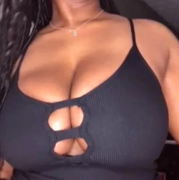 Nisa, 25